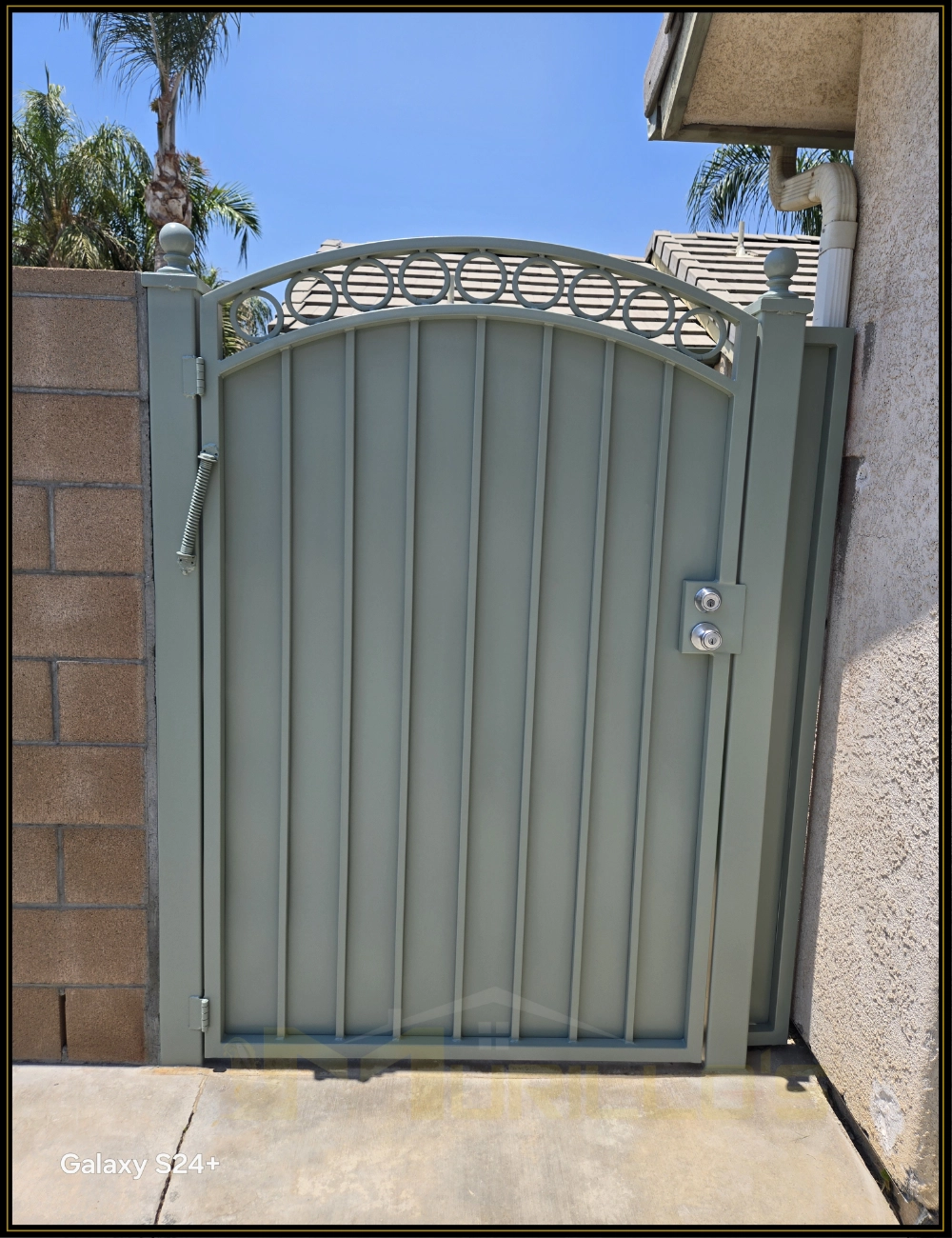 20250714_130324 CREU CG JM1